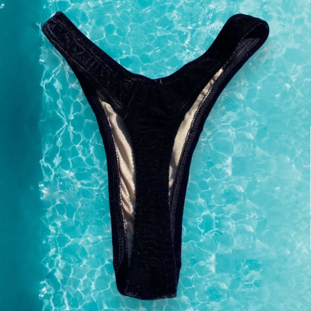 
                      
                        90’s Thong  Bikini Bottom | Black Velvet
                      
                    