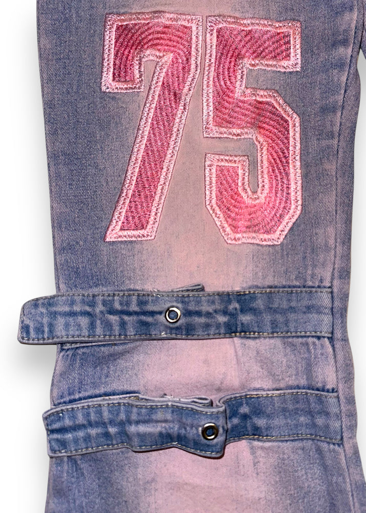 Y2K Pink Embroidered Strappy Low-Rise Flared Pocketless Jeans – Size 4