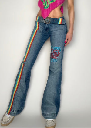 Y2K Rare Rainbow Bondage Flared Jeans & Heart Belt – Size 4